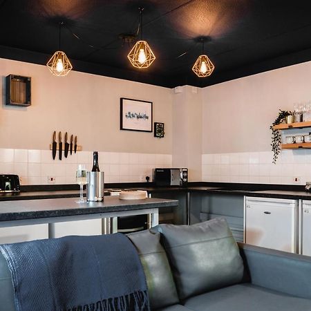 הודרספילד The Venue Serviced Apartments מראה חיצוני תמונה