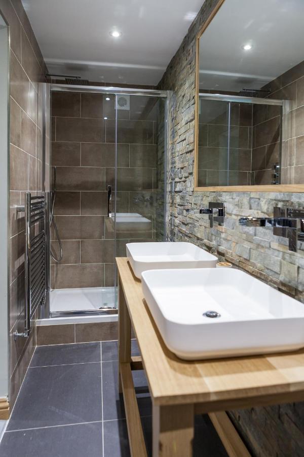 הודרספילד The Venue Serviced Apartments מראה חיצוני תמונה
